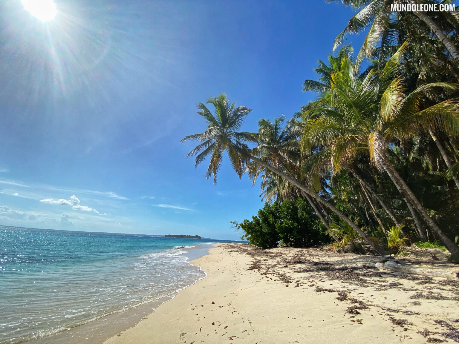 Bocas Del Toro relax guide, Isla Zapatilla beach