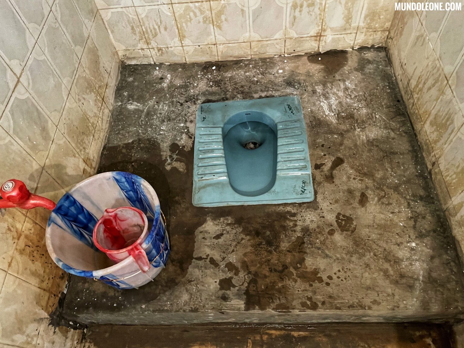 Tips & Tricks South India, toilet
