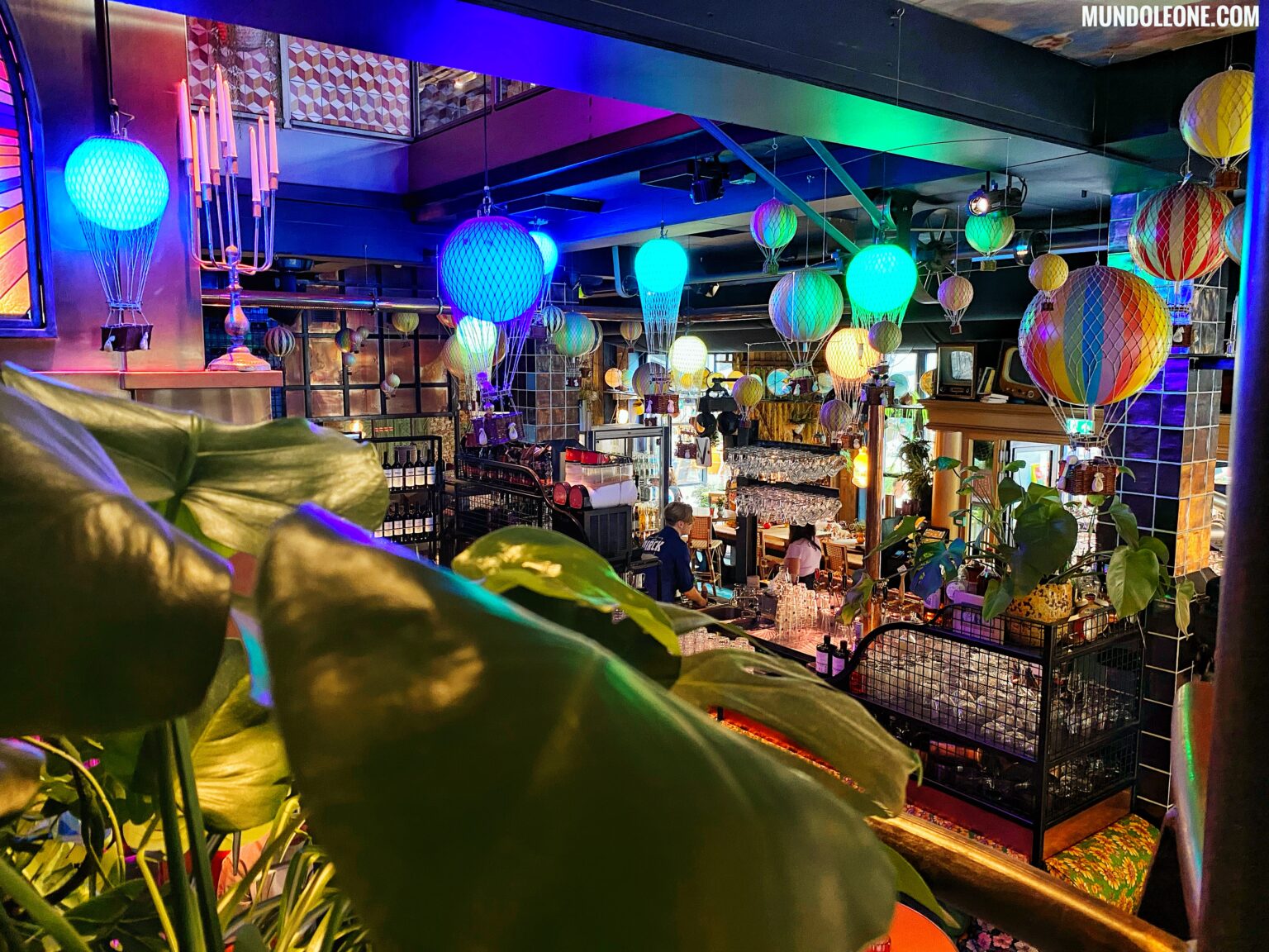 Tasty & Delicious Restaurants In Amersfoort, the Netherlands, balloons Dikke Dirck restaurant